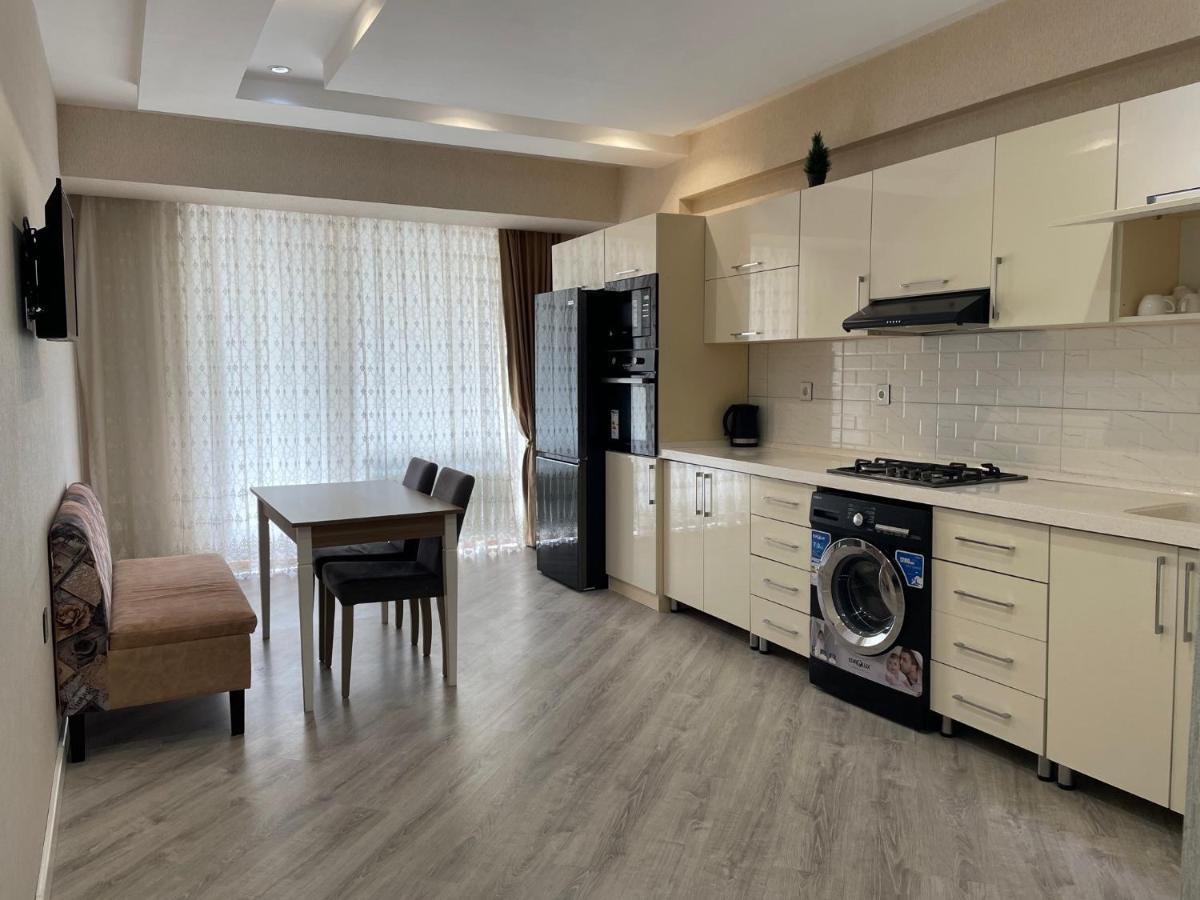 Lux Apartment Baku Exterior photo